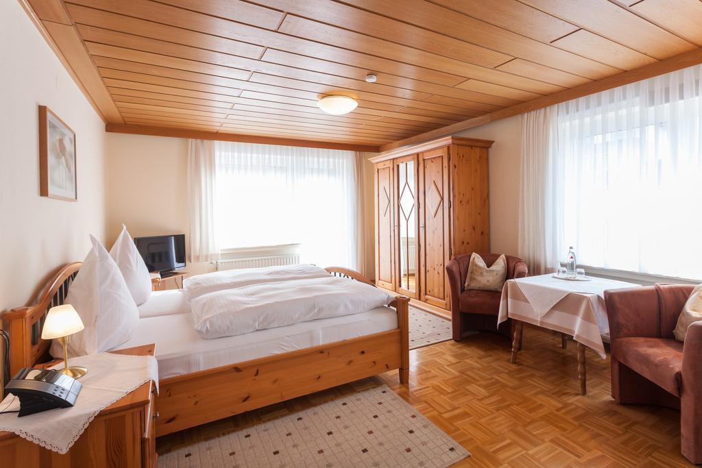 Haus Kesper-Brunen Hotel Willingen  Bilik gambar
